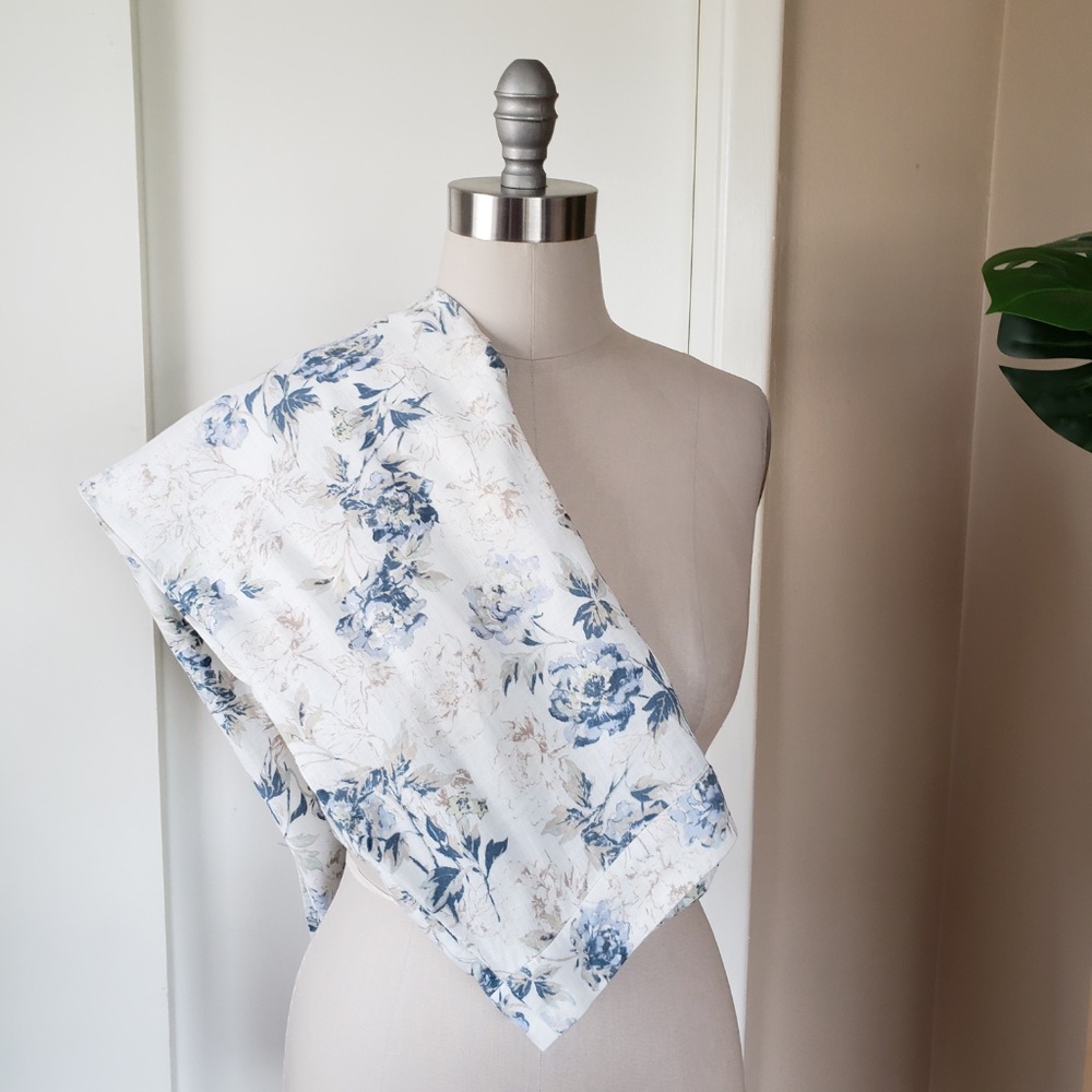 BCBG Linen Pants Size Small!